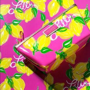 Lilly Pulitzer makeup bag